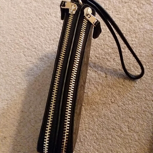 Coach Double Zip Wristlet - Picture 7 of 10